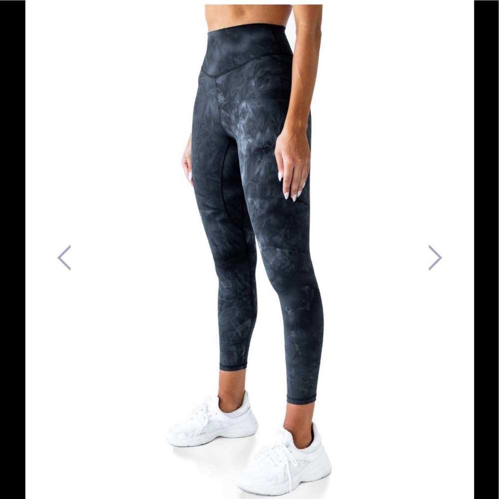 Kamo Fitness Ellyn Leggings 25" - Black Tie Dye